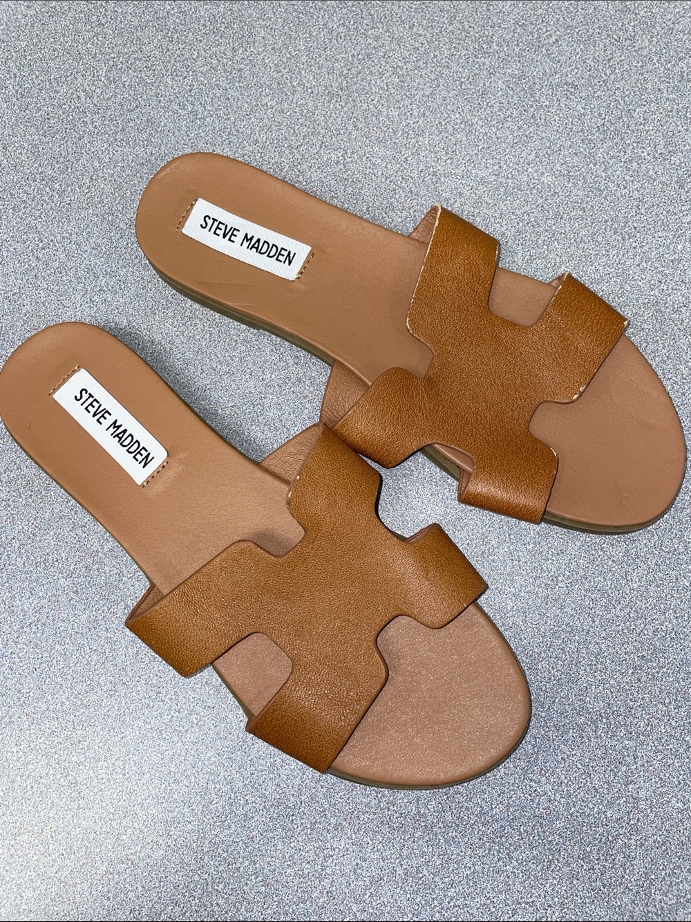 Steve Madden Cognac Brown Cutout H Slide Sandals sz7